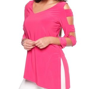 Last Tango 3/4 Ladder-Sleeve, Asymmetrical Top. Fuchsia. M